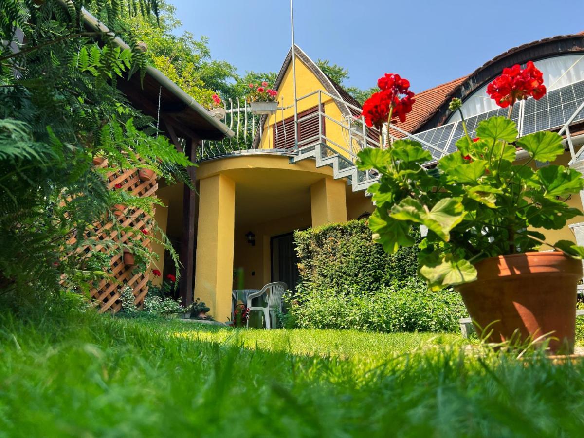 Óvár 12 Vendégház Tokaj Exterior foto